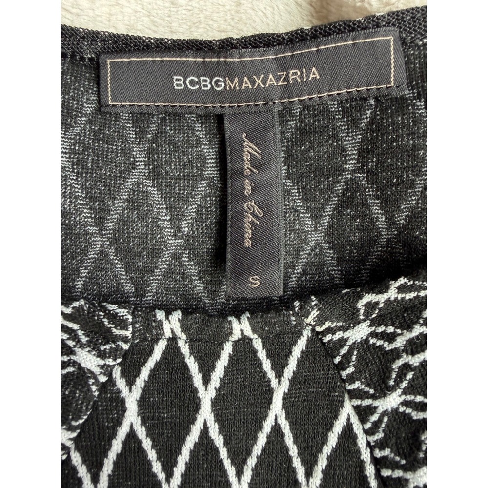 BCBGMAXAZRIA Black White Geometric Jacquard Knit Peplum Top Small Sleeveless - Picture 2 of 8